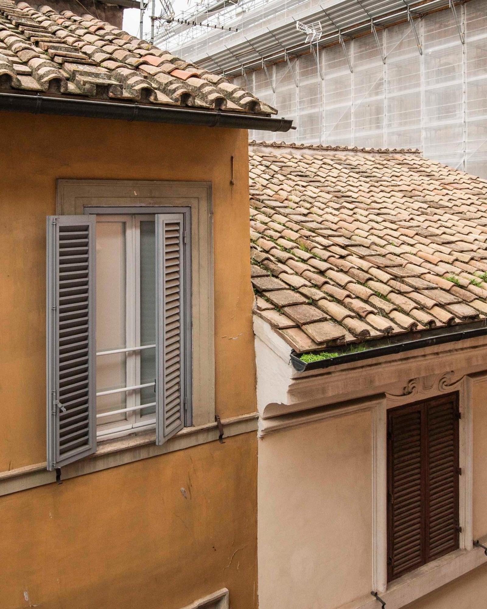 Suites Campo De' Fiori - Zen18-19-20 Rome Exterior photo