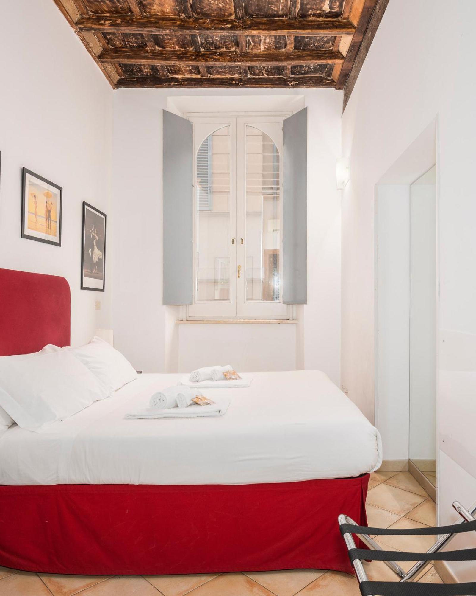 Suites Campo De' Fiori - Zen18-19-20 Rome Exterior photo