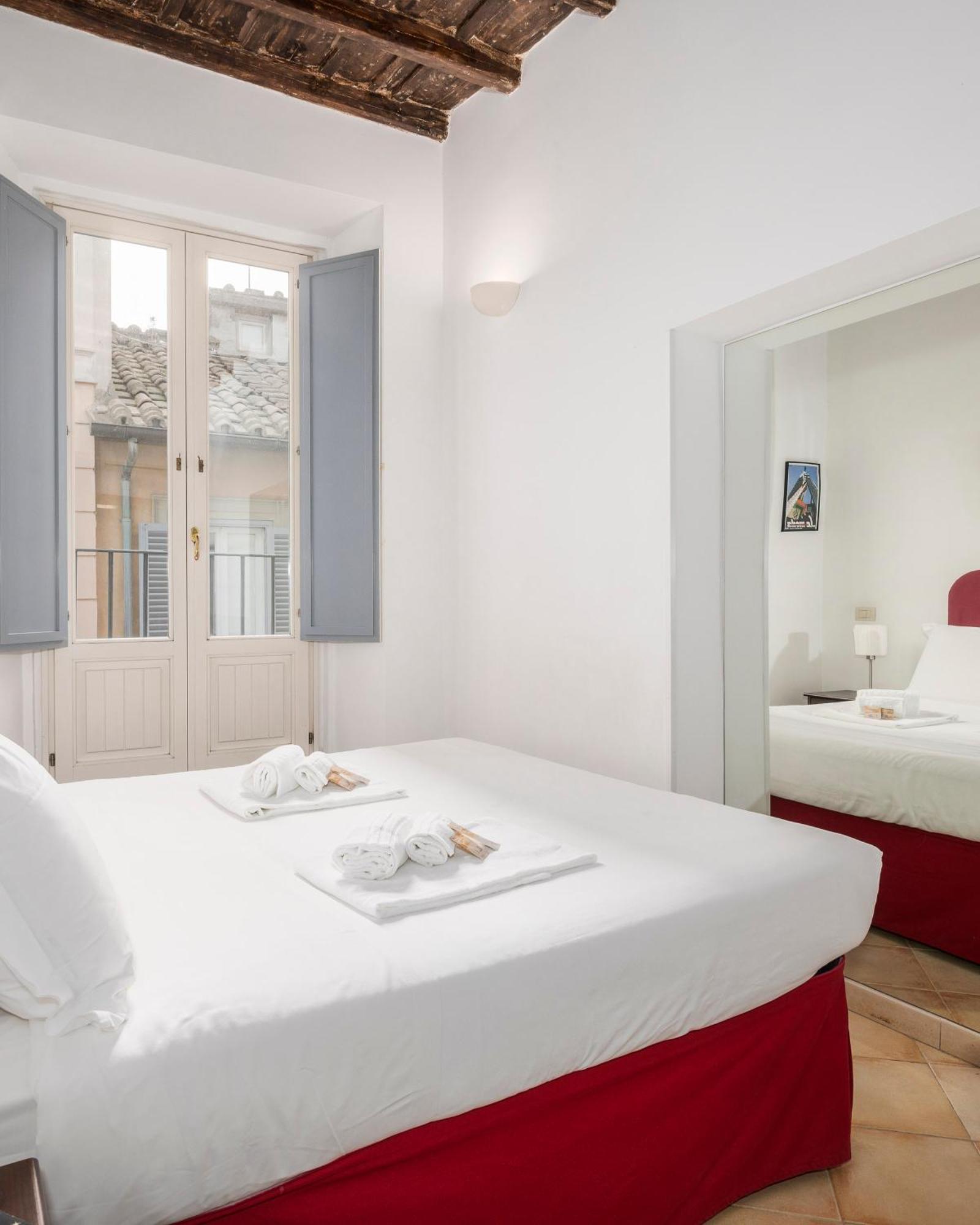 Suites Campo De' Fiori - Zen18-19-20 Rome Exterior photo